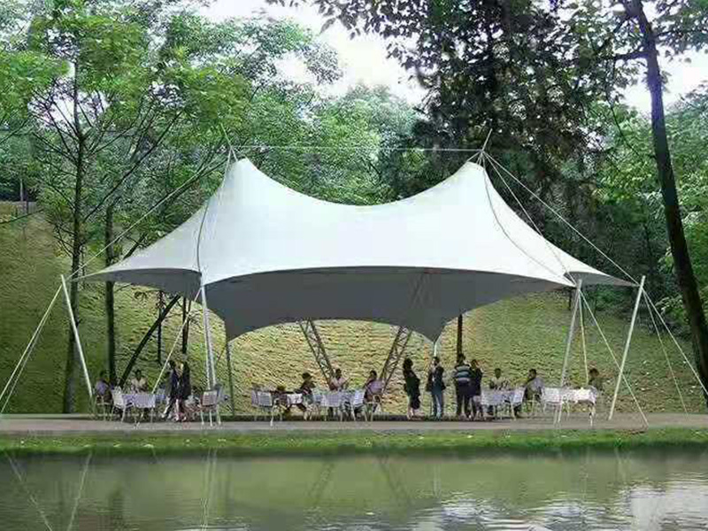 膜結(jié)構景觀棚